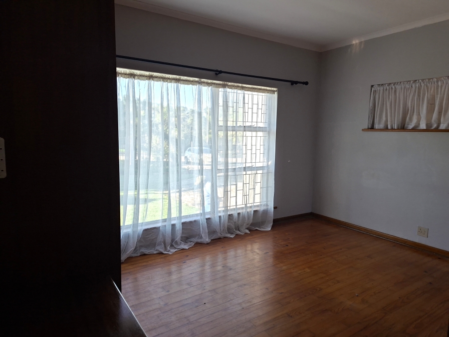 To Let 4 Bedroom Property for Rent in Vanes Estate Eastern Cape
